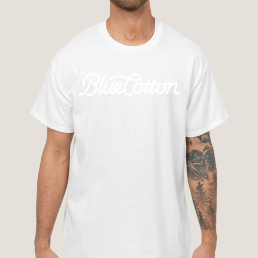 Sample image of 2000 Gildan Ultra Cotton Tee